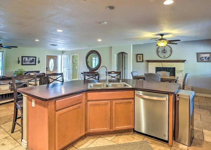 Game Room! Family Desert Getaway In Glendale Holiday home Phoenix